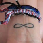 tattoo simbolo infinito